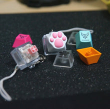 Load image into Gallery viewer, Aluminum Kitty Paw Artisan Keycap